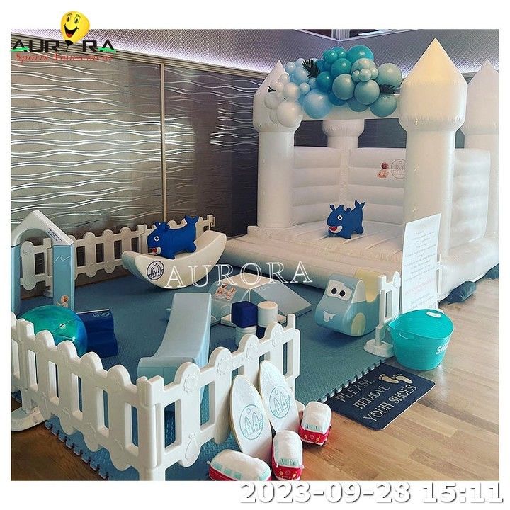 Κόκκινο Εξωτερικό Soft Play Sets Παιδικό Πλατόπεδο με Πνευματικό Πύραυλο για Παιδιά