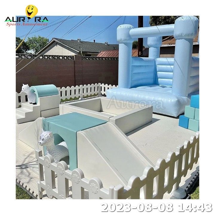 Μπλε φουσκωτός μπάλαρης Soft Play Sets Παιδιά Παίζουν Πάρκο μπάλα Pit με διαδρόμιο εξωτερικά